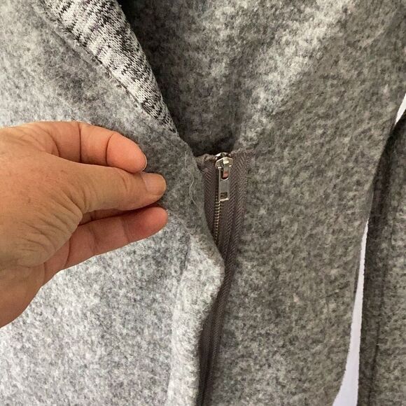 BB Dakota Gray Maggie Fleece Drape Collar Sweater Jacket Women’s Small Zip Coat - Picture 4 of 9